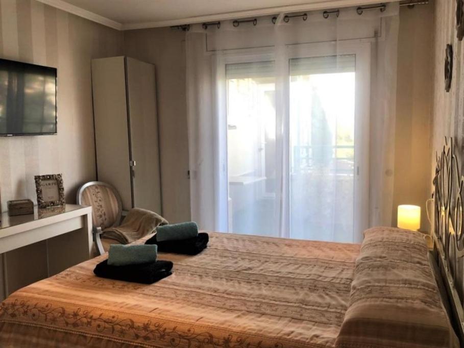 Apartamento Amposta Salou Esterno foto